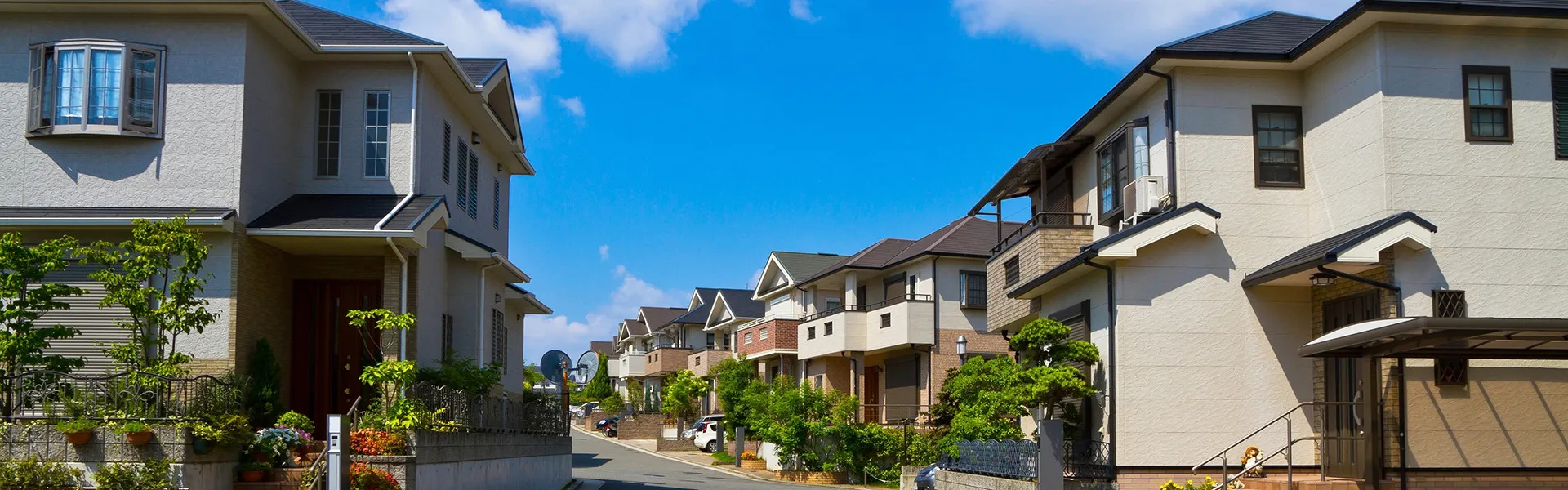 高耐候性塗料で長持ちする美しい外壁